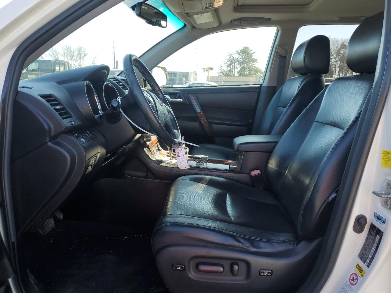 2011 Toyota Highlander - Image 7