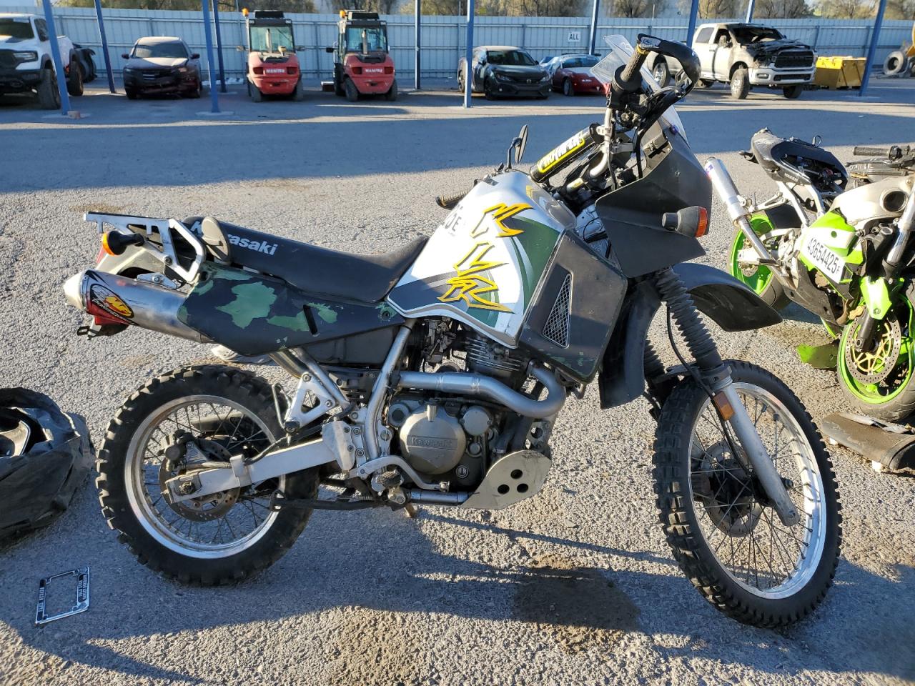 Las Vegas, NV에서 판매 중인 2002 Kawasaki Kl650 A - Front End