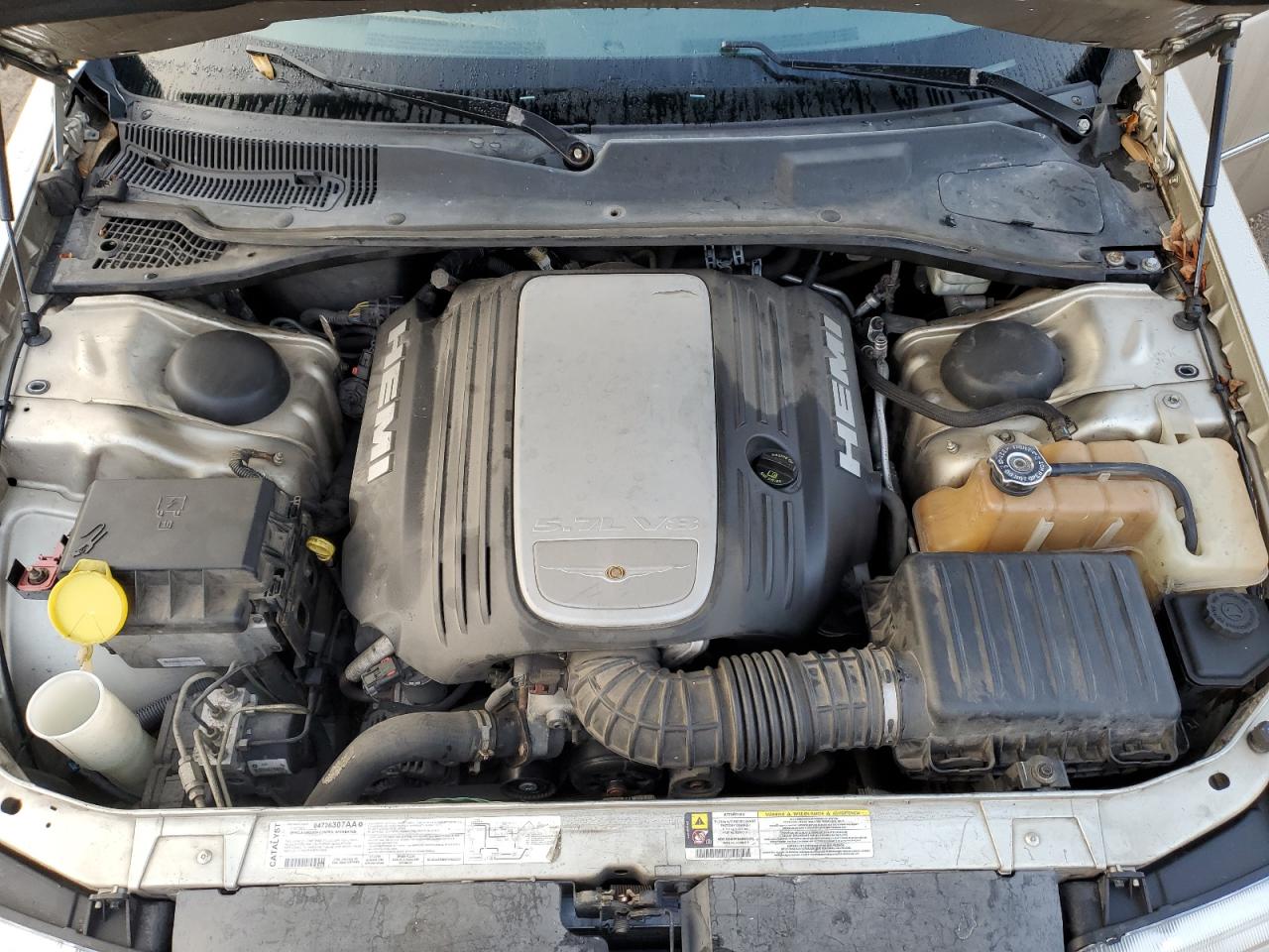 2006 Chrysler 300 - Image 11