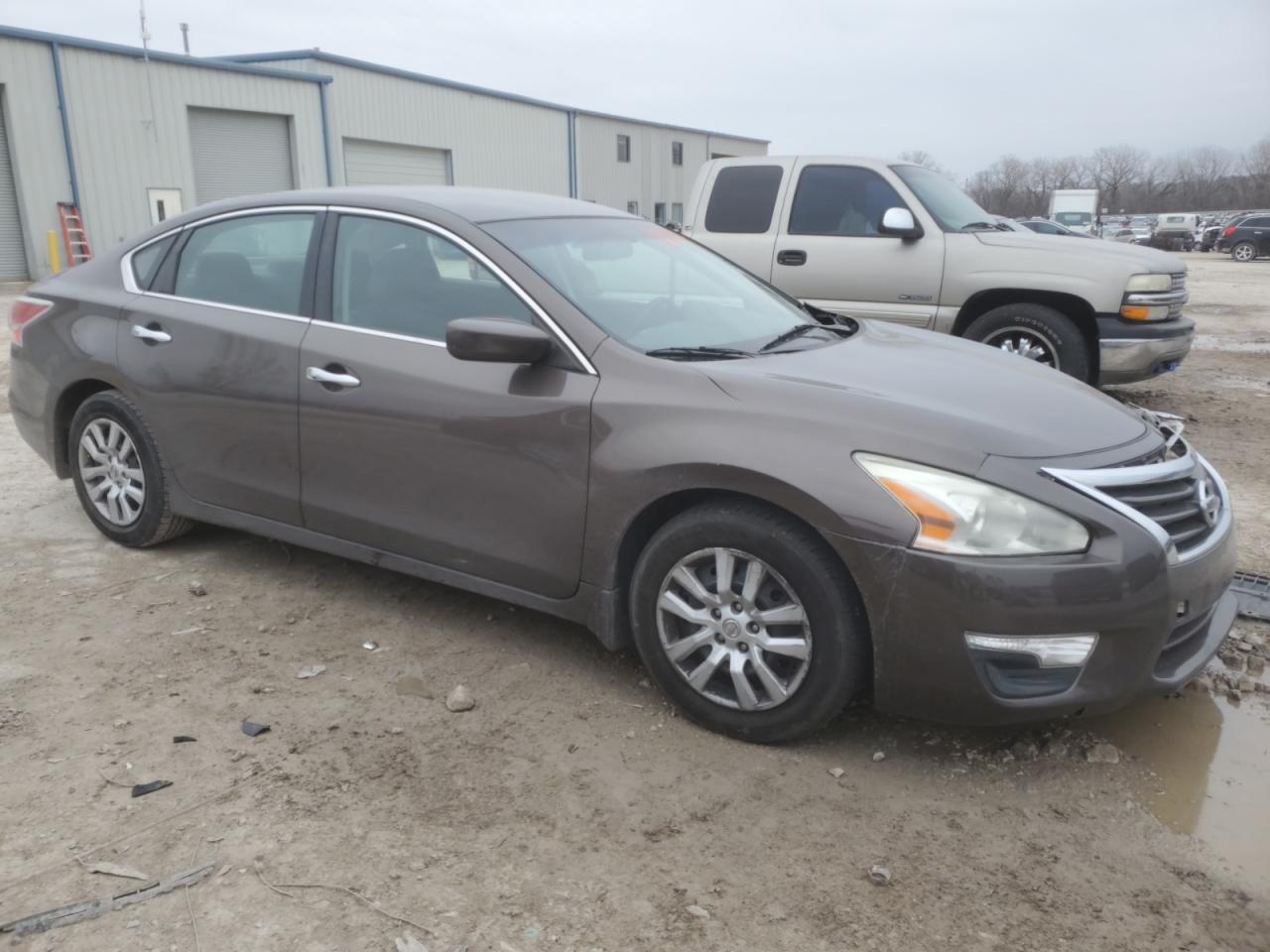 2015 Nissan Altima - Image 4