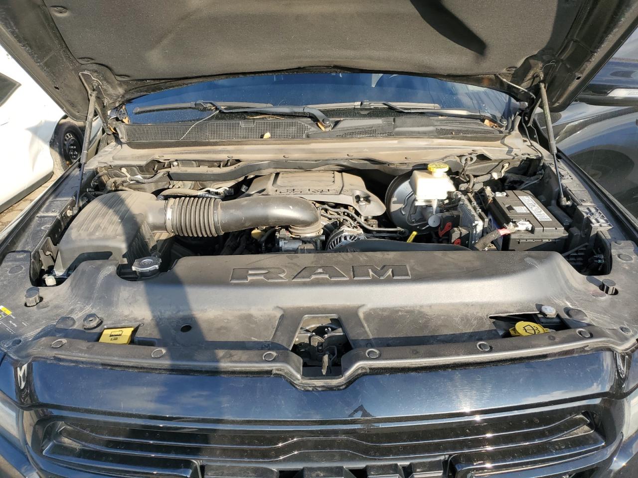 2021 RAM 1500 - Image 11