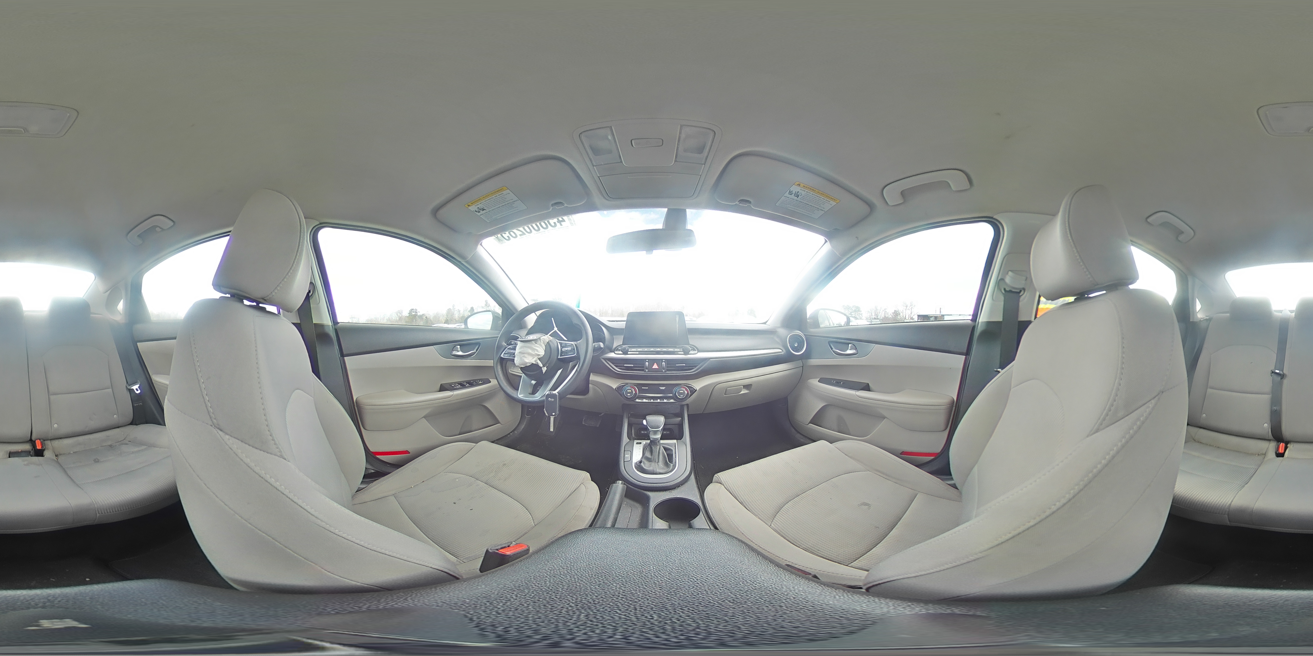 2019 Kia Forte - Image 12
