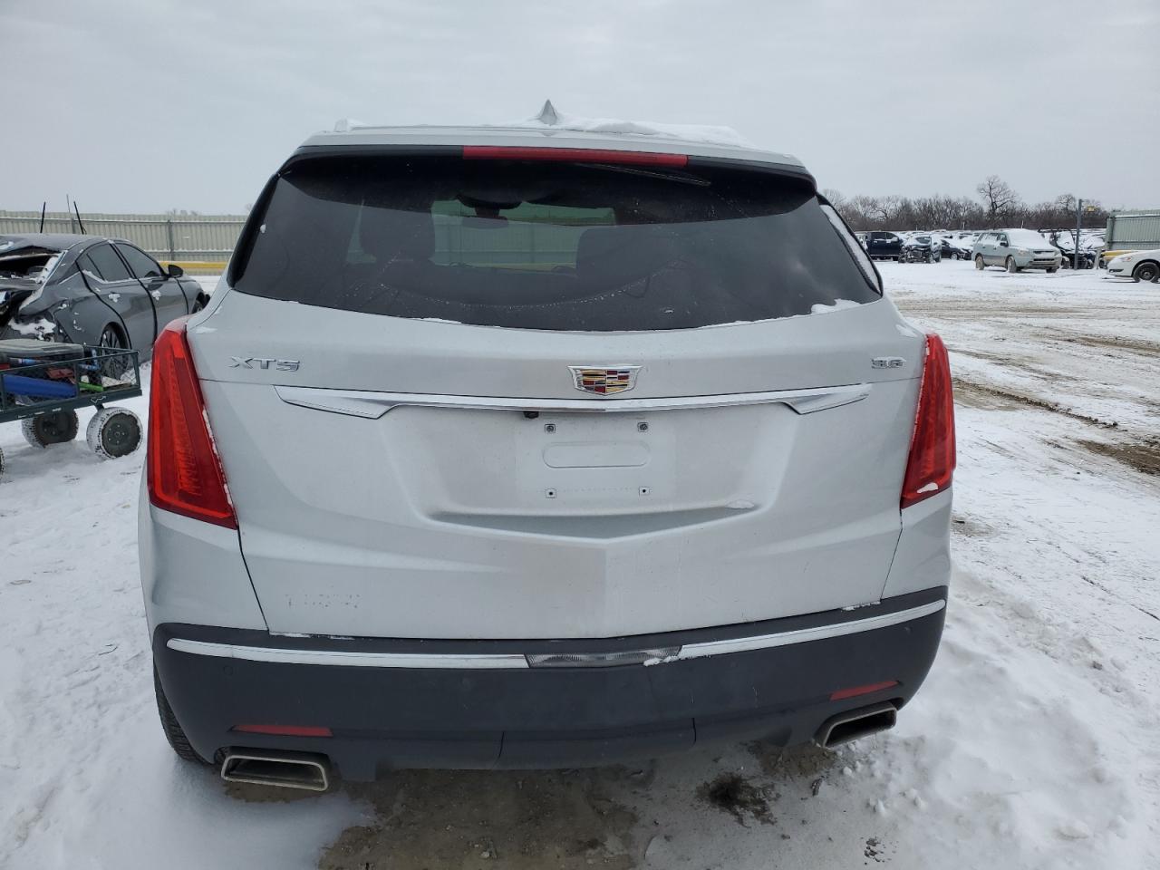 2017 Cadillac Xt5 Luxury VIN: 1GYKNBRS6HZ102463 Lot: 44979655