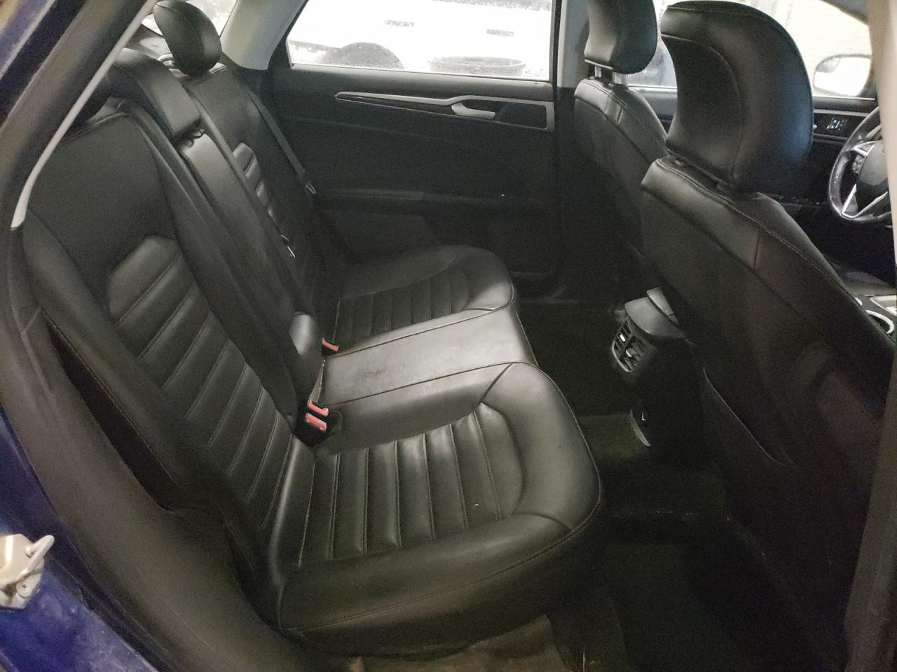 2016 Ford Fusion - Image 10