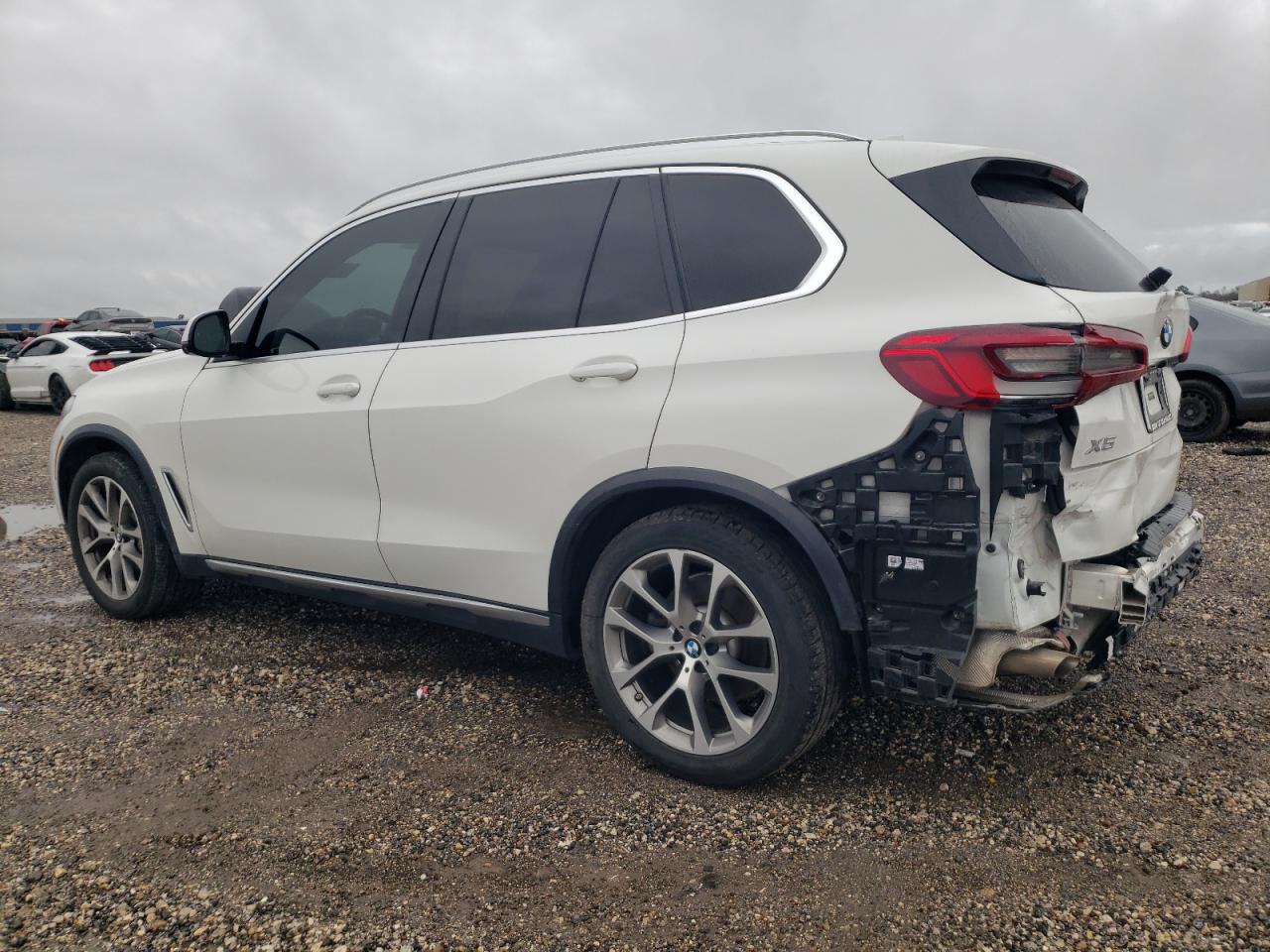2019 BMW X5 - Image 2
