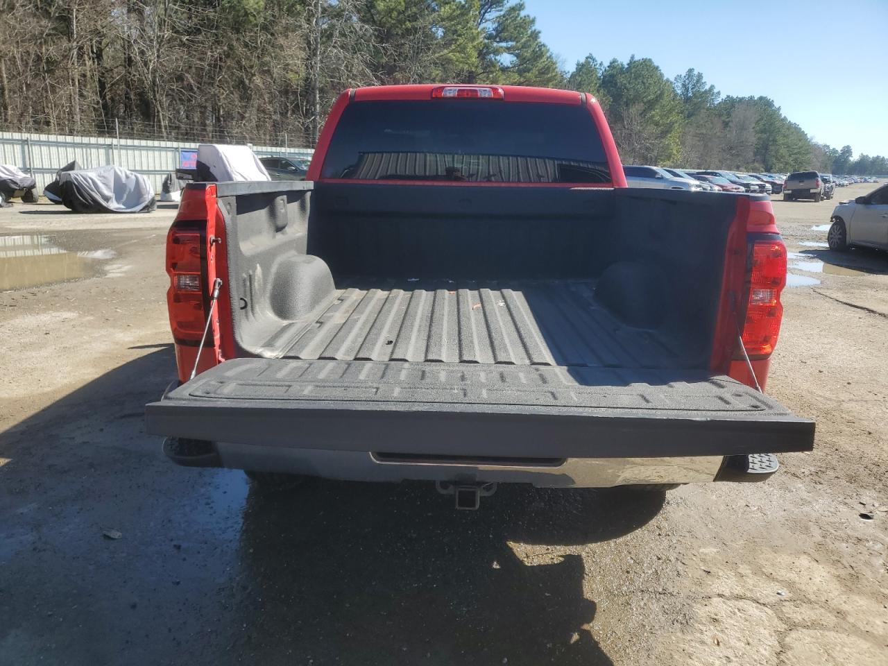 2018 Chevrolet Silverado - Image 6