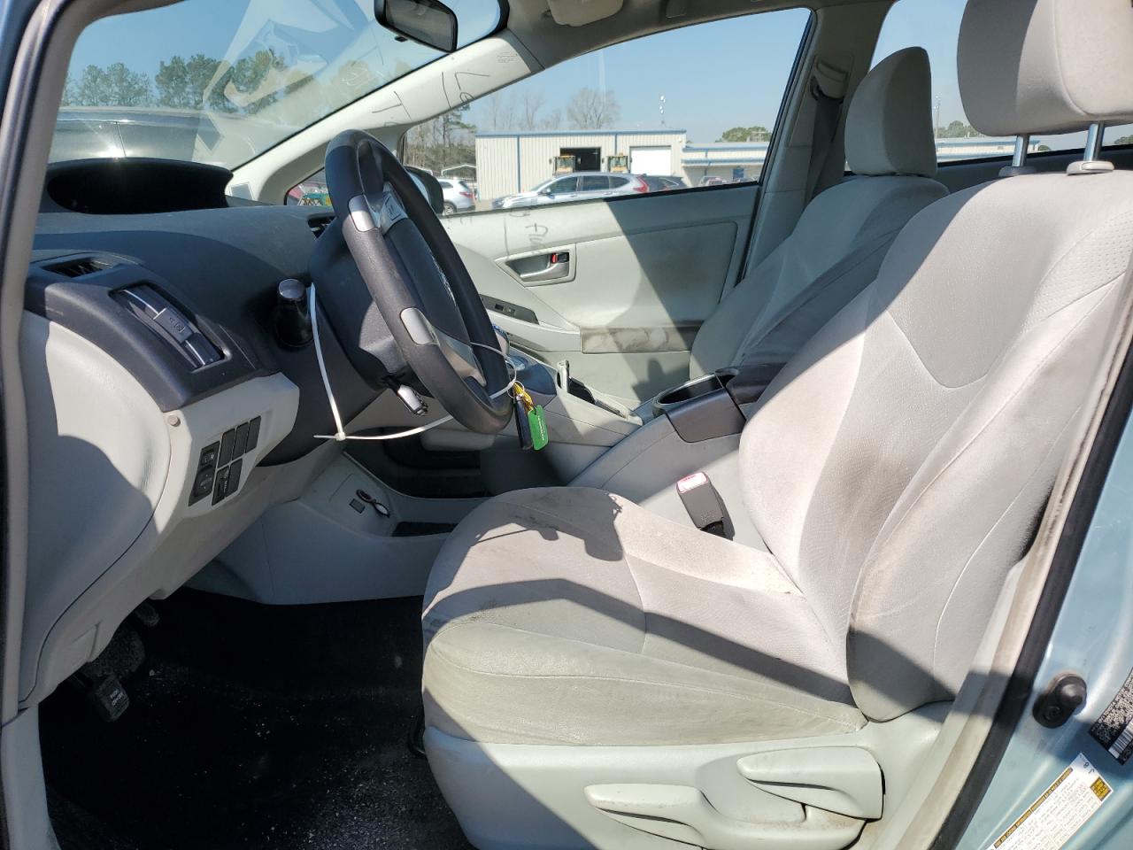 2013 Toyota Prius - Image 7