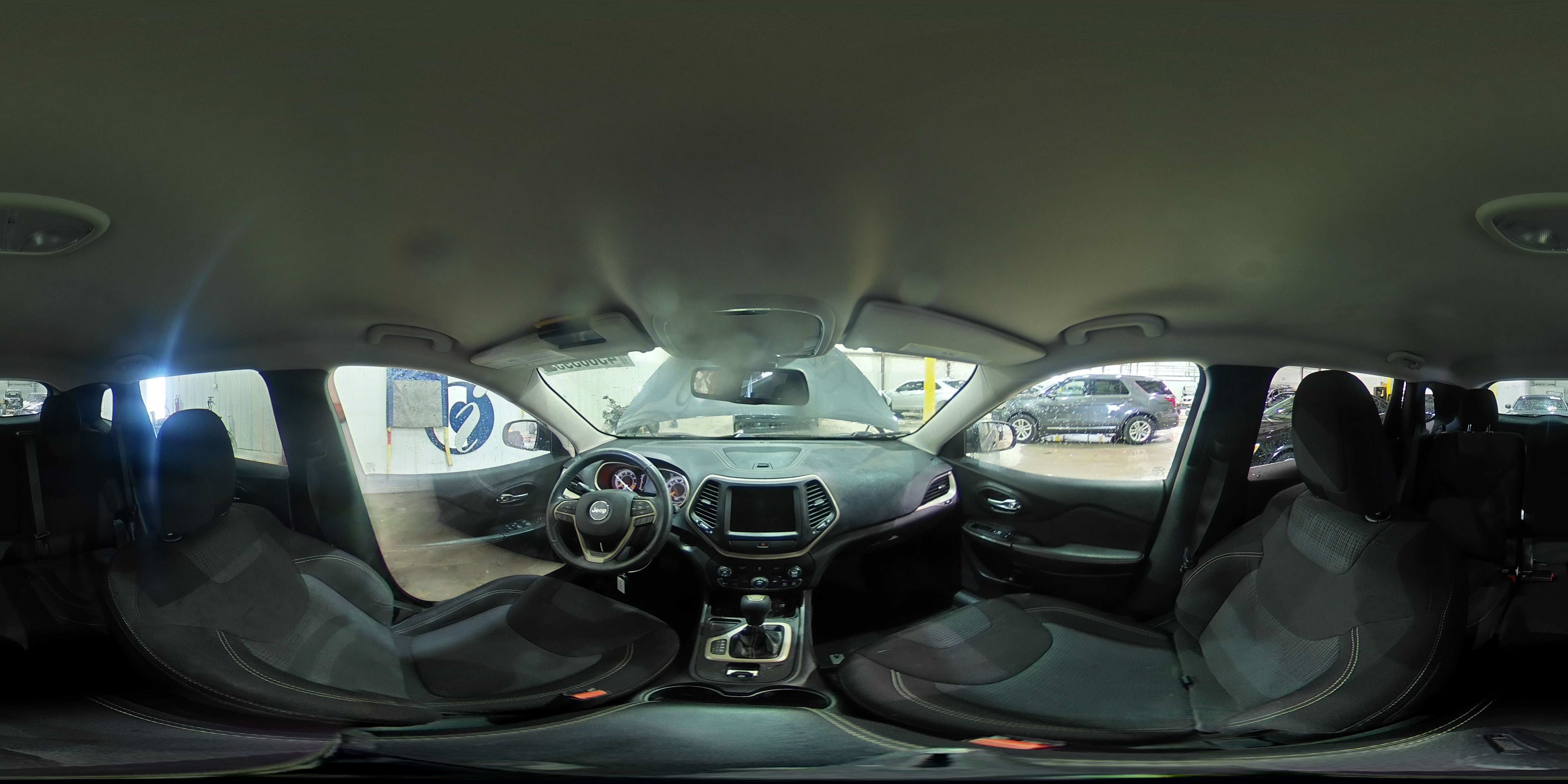 2015 Jeep Grand Cherokee - Image 15