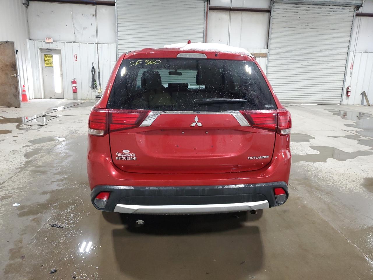 2017 Mitsubishi Outlander - Image 6