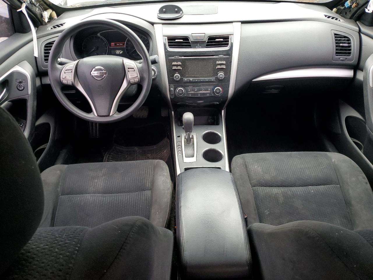 2015 Nissan Altima - Image 8
