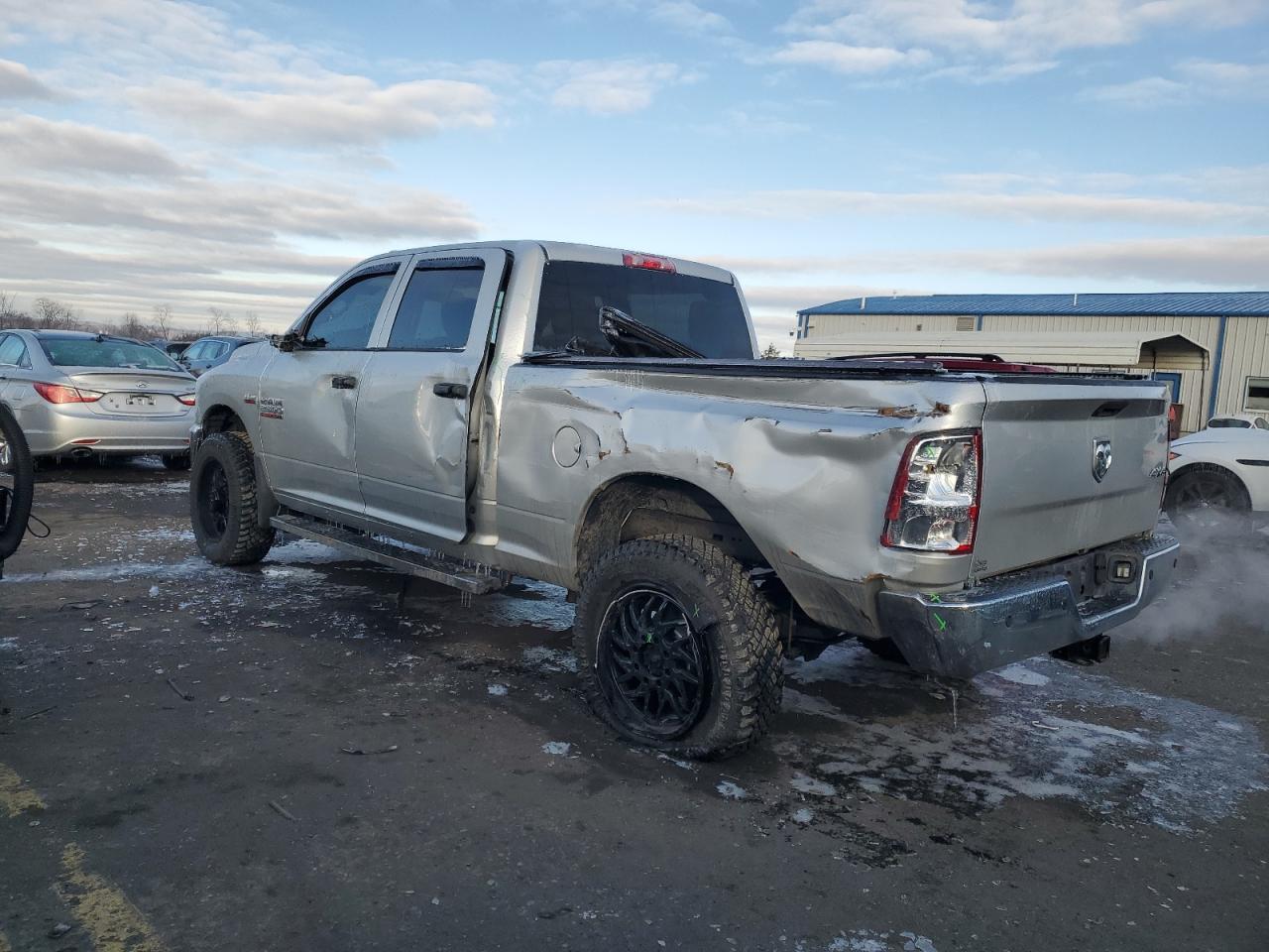 2016 RAM 2500 - Image 2