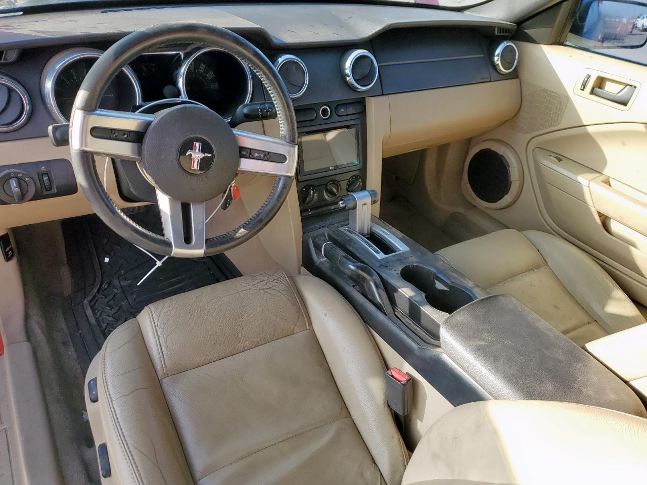 2006 Ford Mustang - Image 8