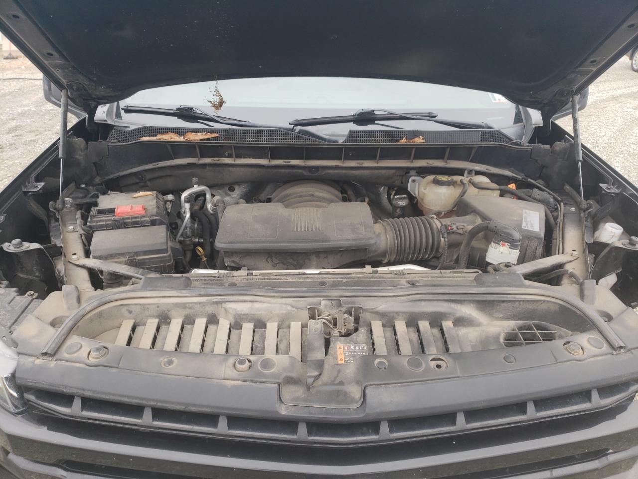 2019 Chevrolet Silverado - Image 11