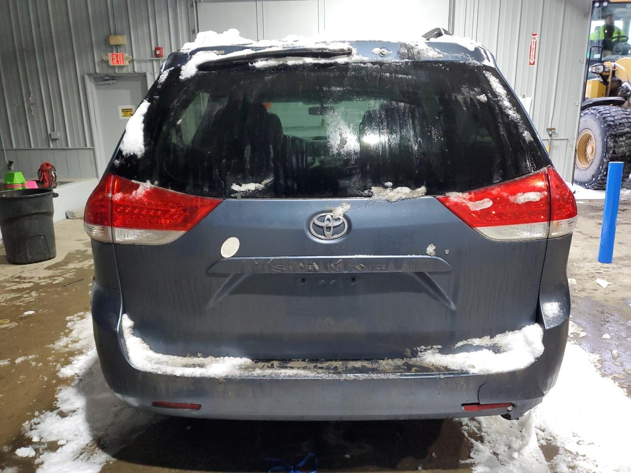 2014 Toyota Sienna - Image 6