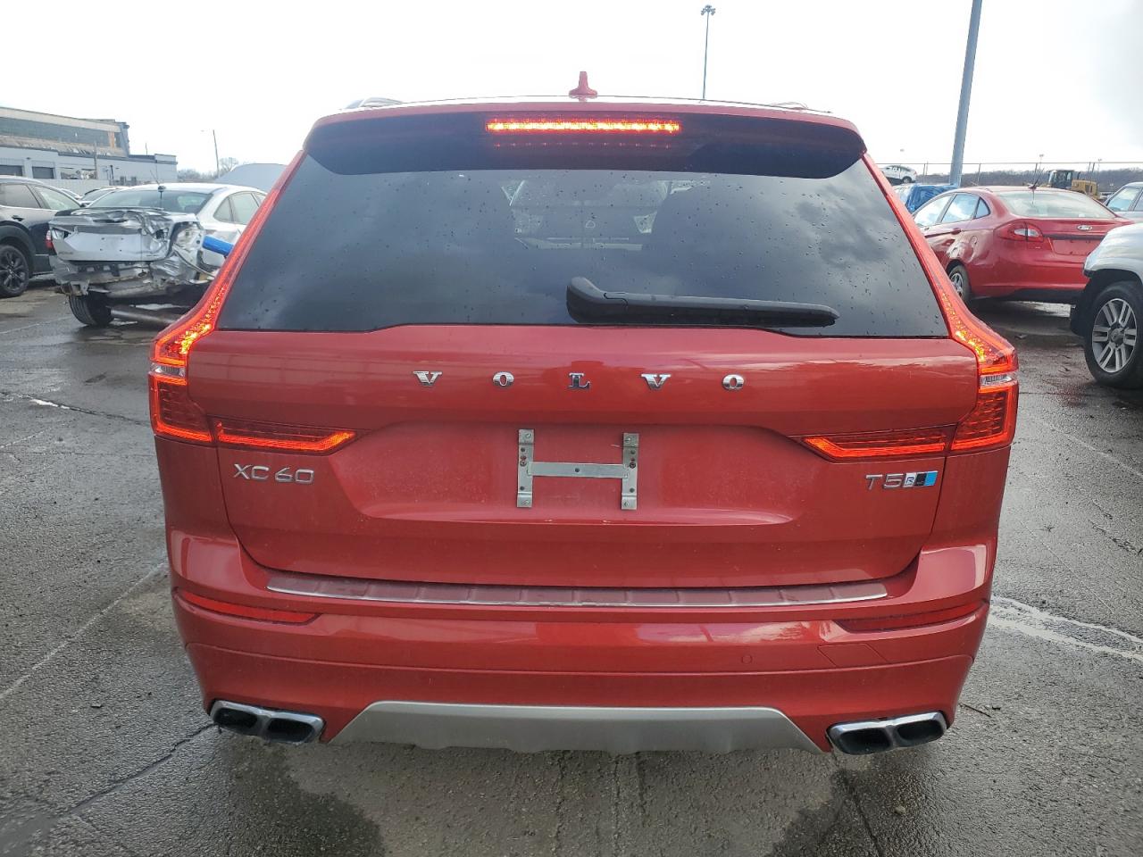 2018 Volvo XC60 - Image 6