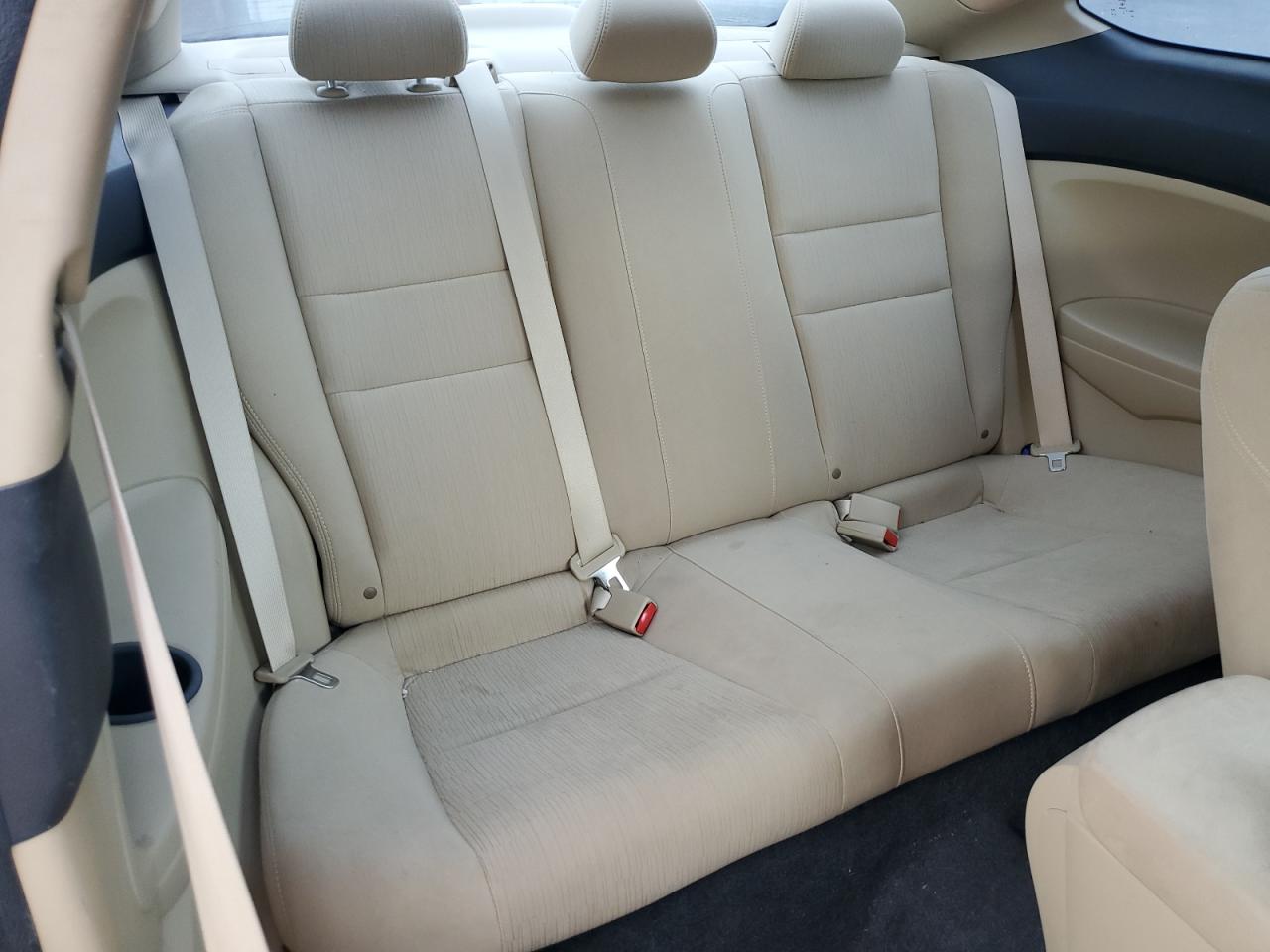 2012 Honda Accord - Image 10