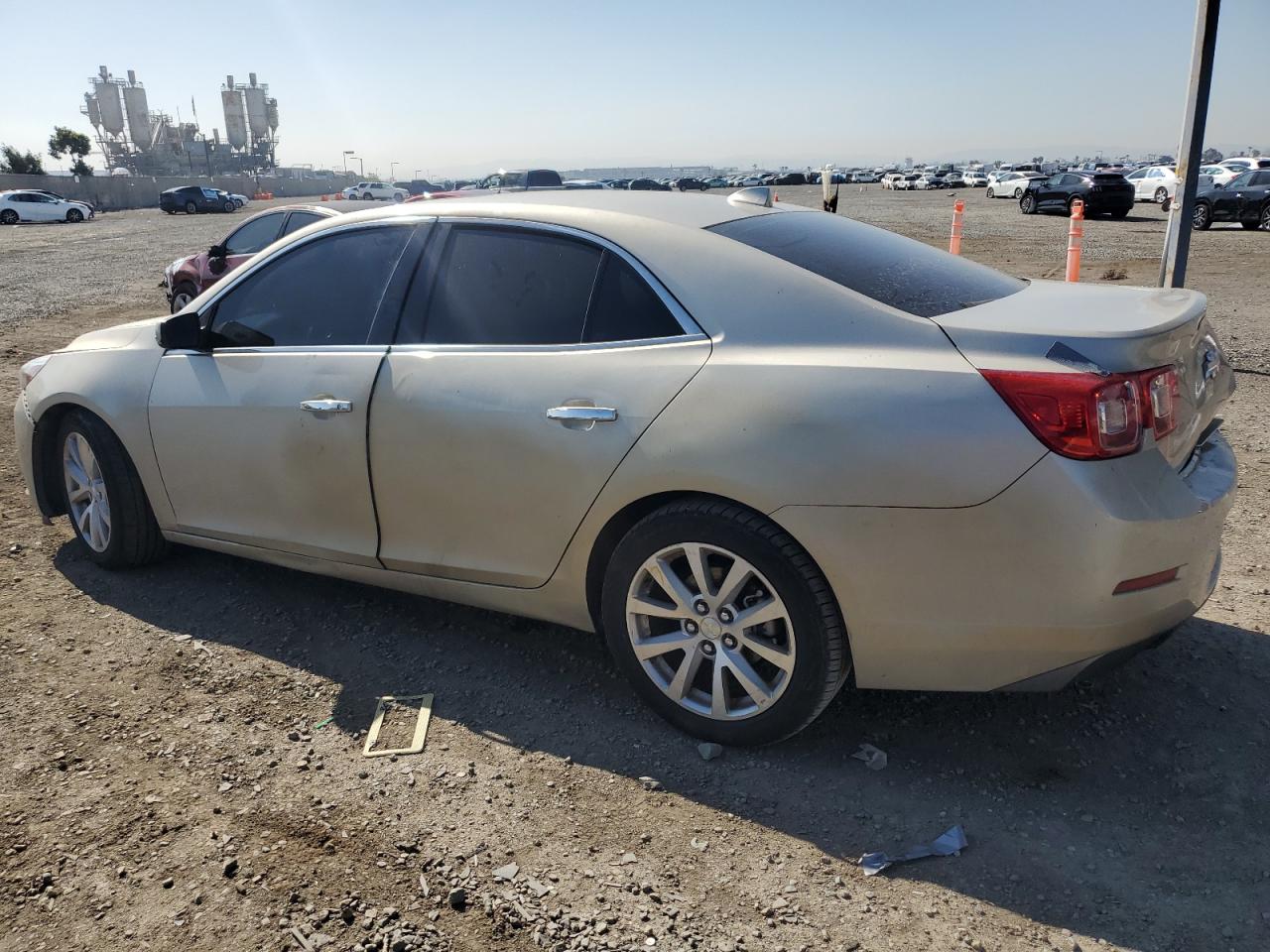2014 Chevrolet Malibu - Image 2