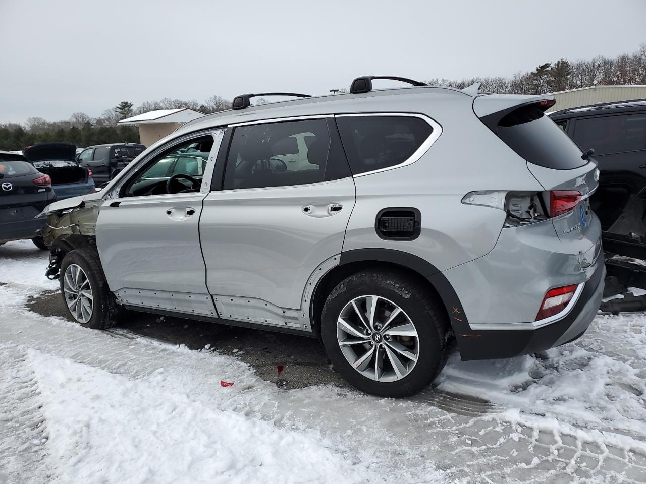 2020 Hyundai Santa Fe - Image 2