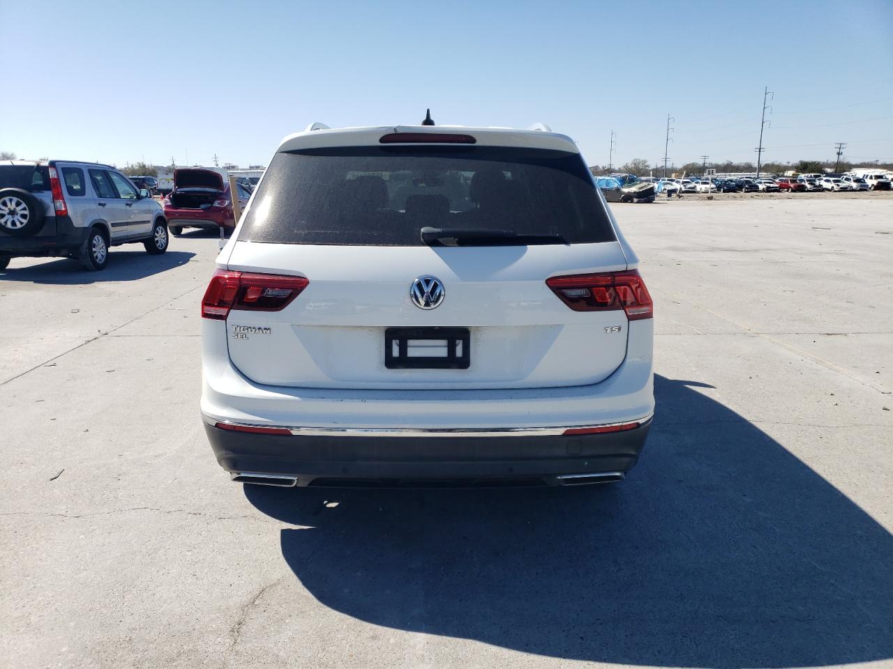 2018 Volkswagen Tiguan - Image 6