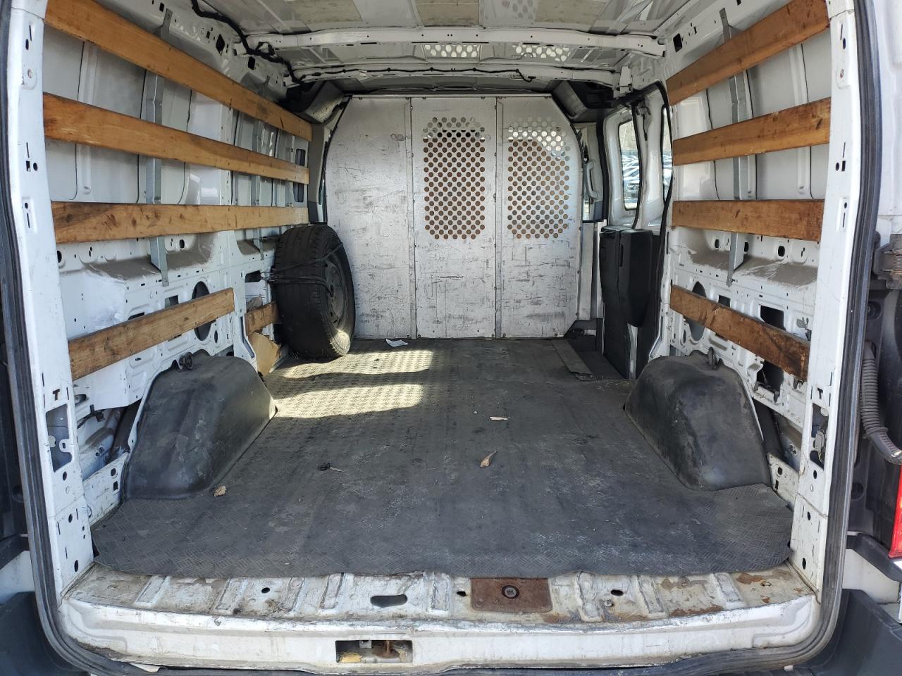 2016 Ford Transit - Image 10
