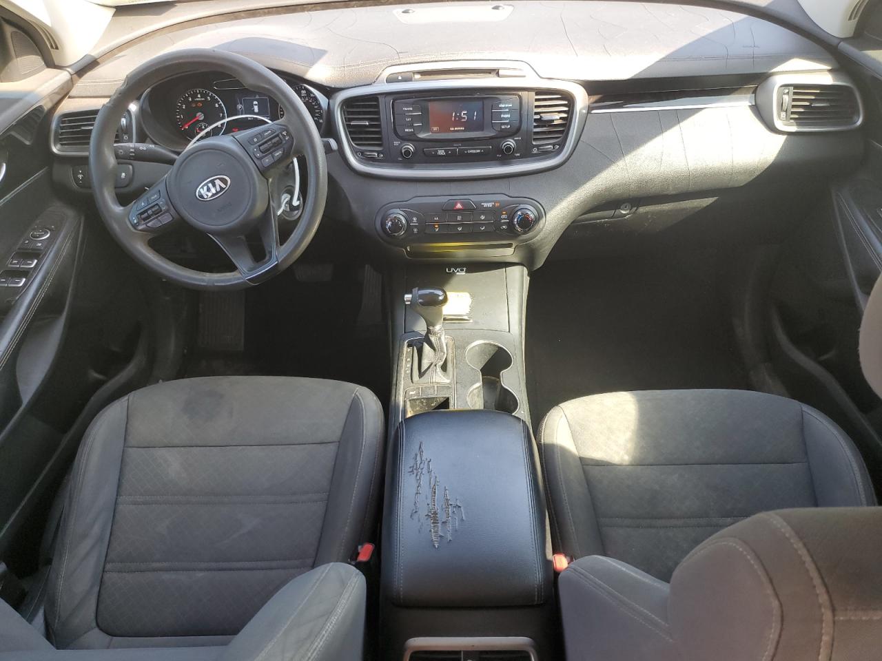 2016 Kia Sorento - Image 8