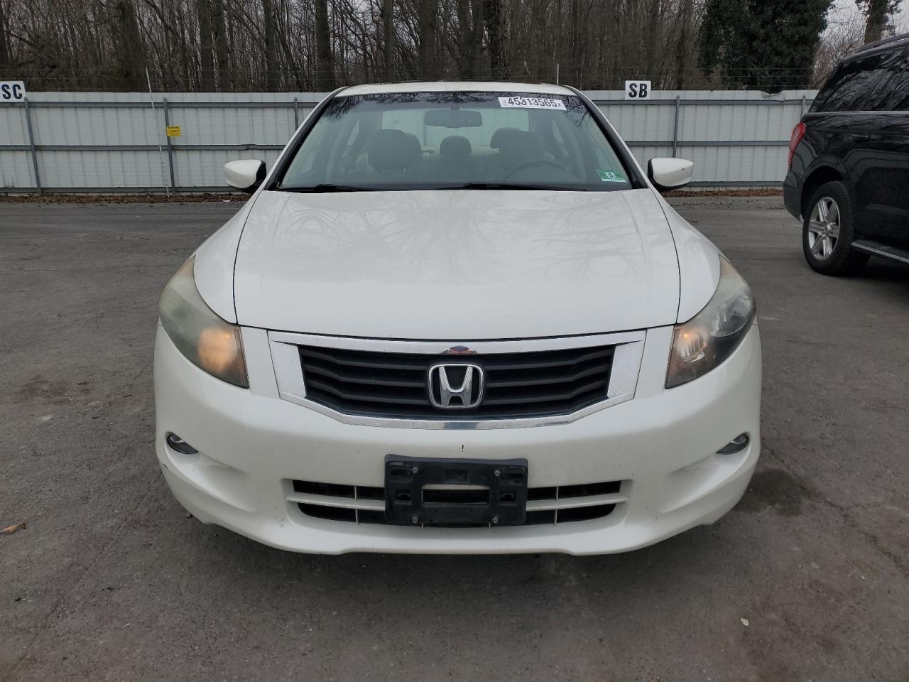 2010 Honda Accord - Image 5