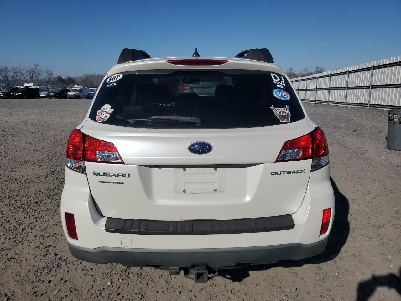 2014 Subaru Outback - Image 6