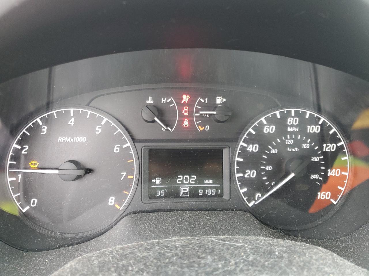 2016 Nissan Sentra - Image 9