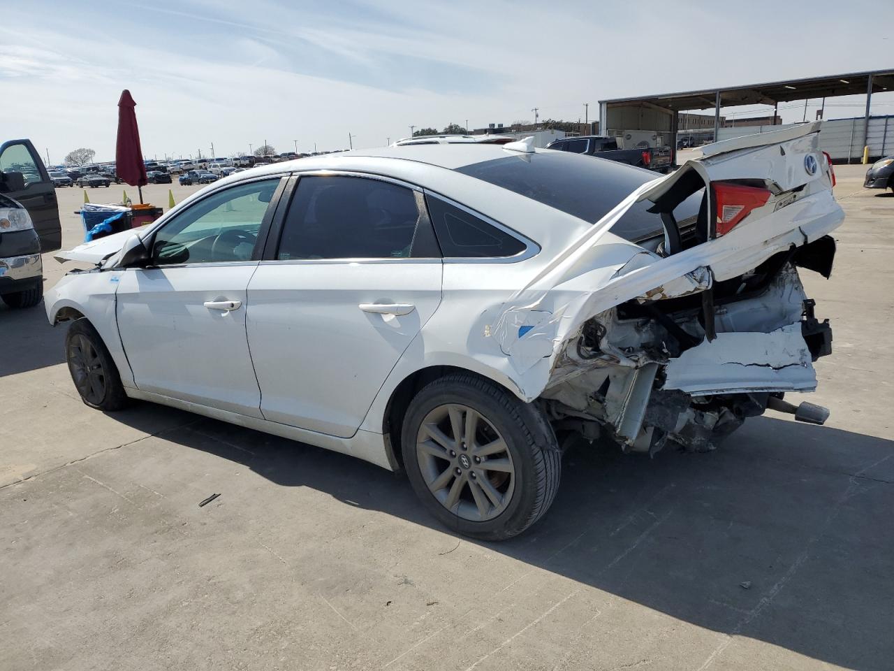 2015 Hyundai Sonata - Image 2