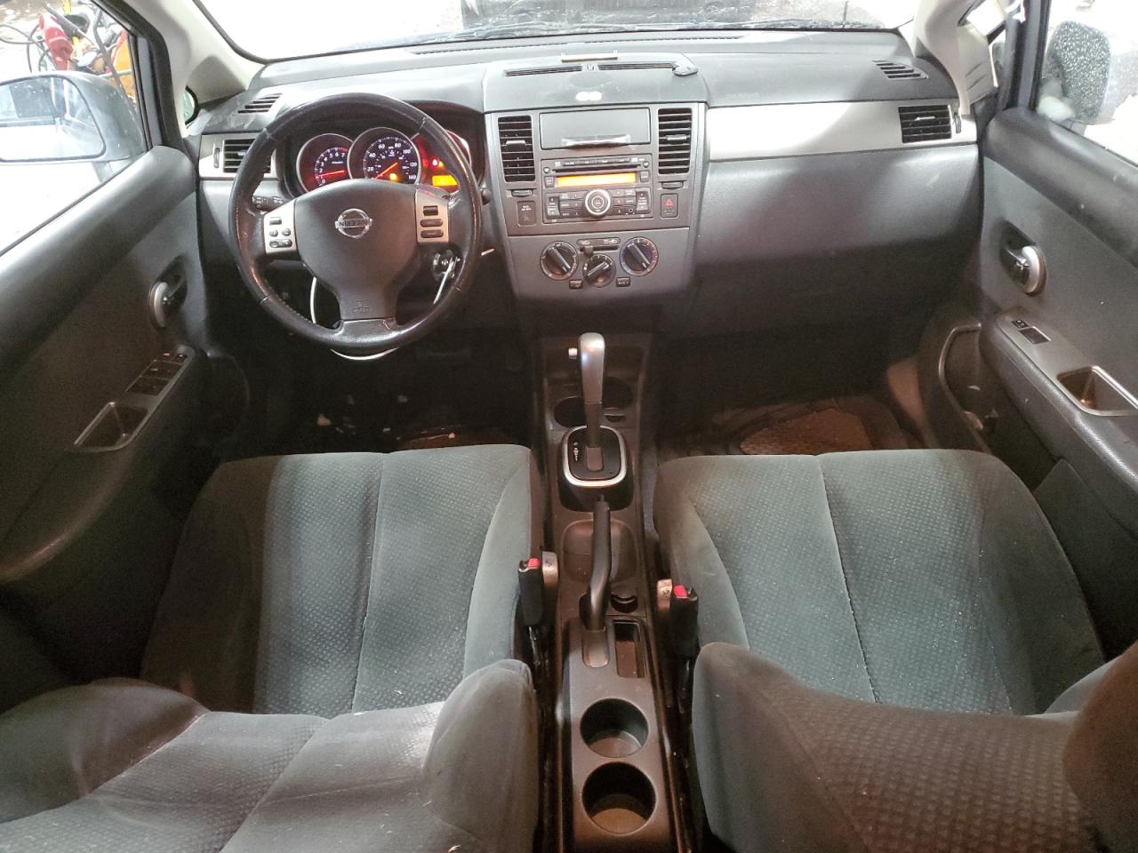 2012 Nissan Versa - Image 8