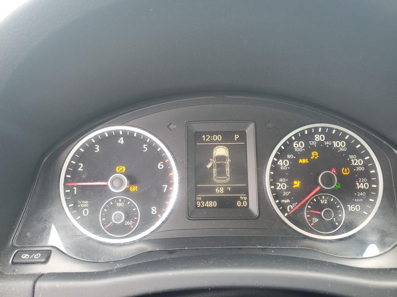 2015 Volkswagen Tiguan S VIN: WVGAV7AX2FW515951 Lot: 44773155