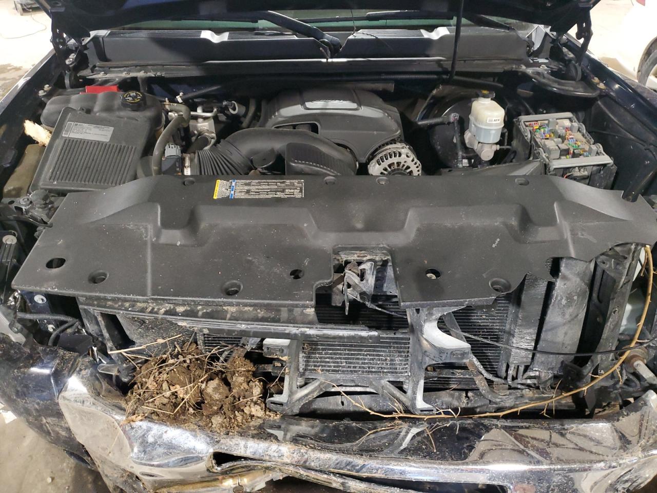 2010 Chevrolet Silverado - Image 12