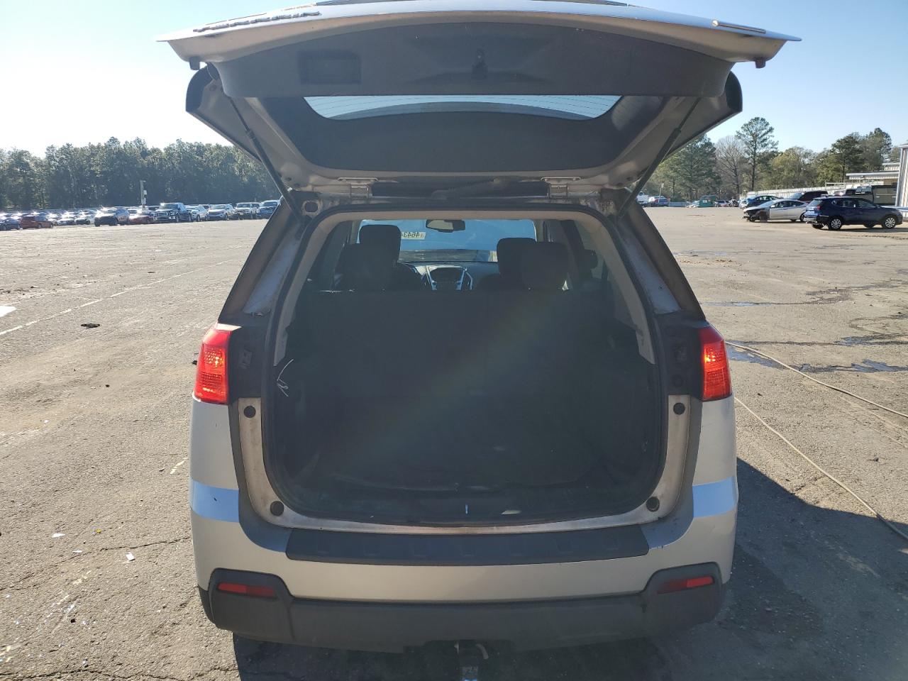 2012 GMC Terrain - Image 6