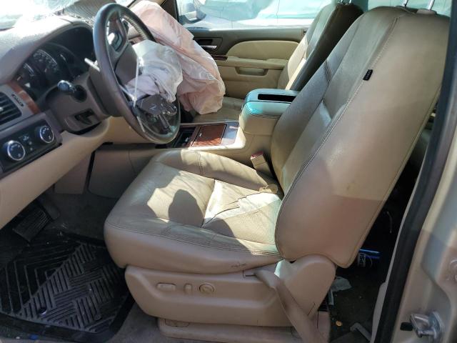  CHEVROLET SUBURBAN 2013 Цвет загара