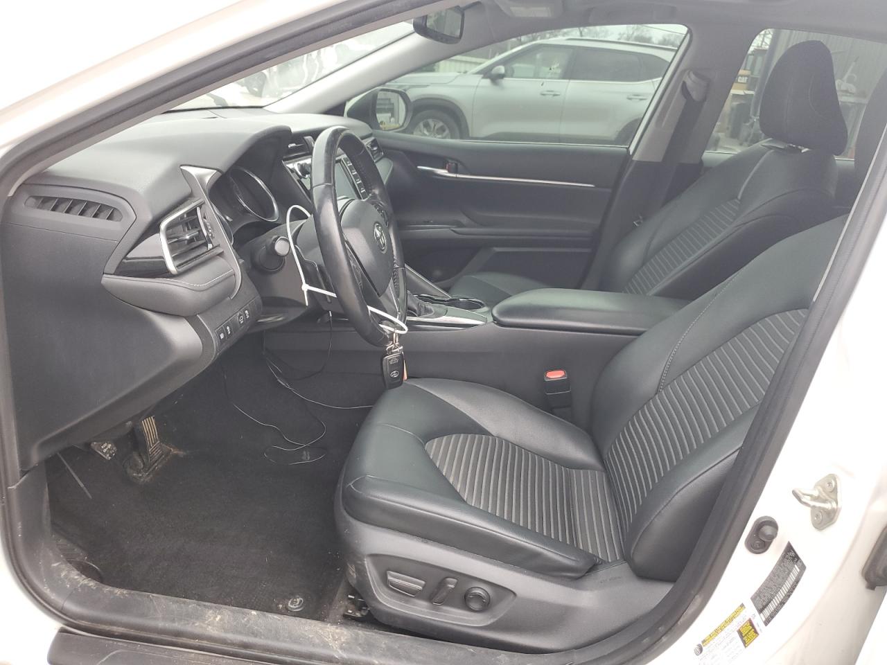 2019 Toyota Camry - Image 7