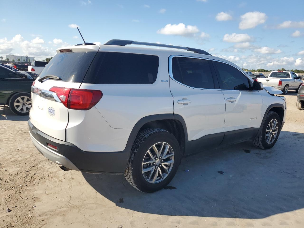 2019 GMC Acadia - Image 3