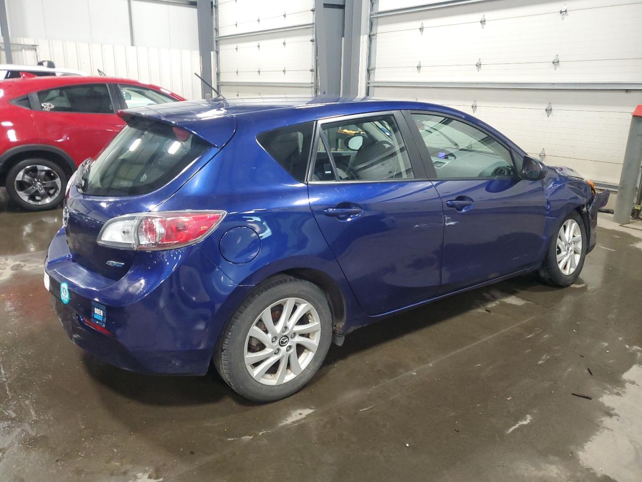 2013 Mazda 3 - Image 3