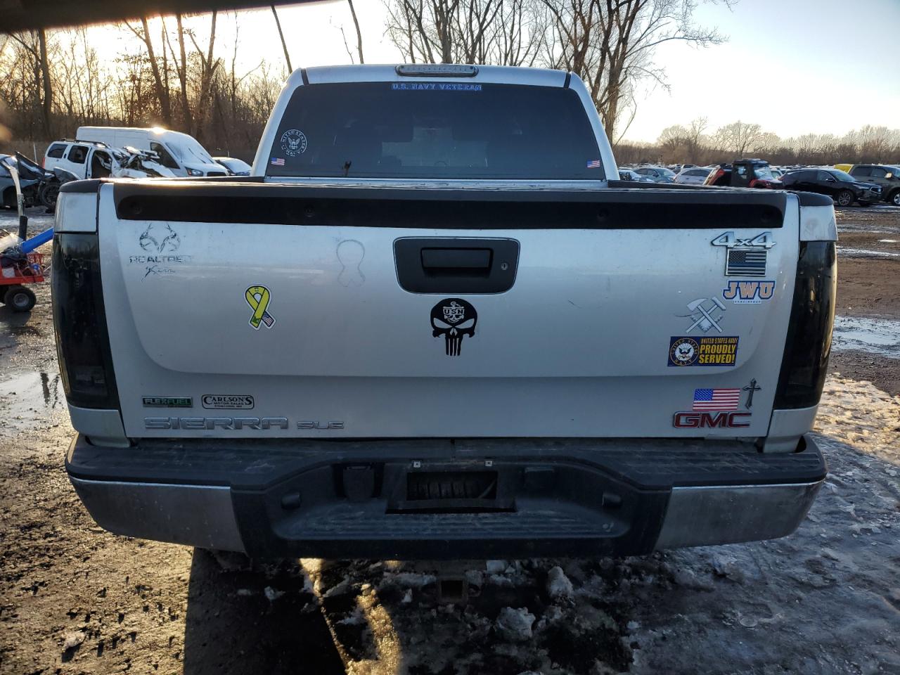 2011 GMC Sierra - Image 6
