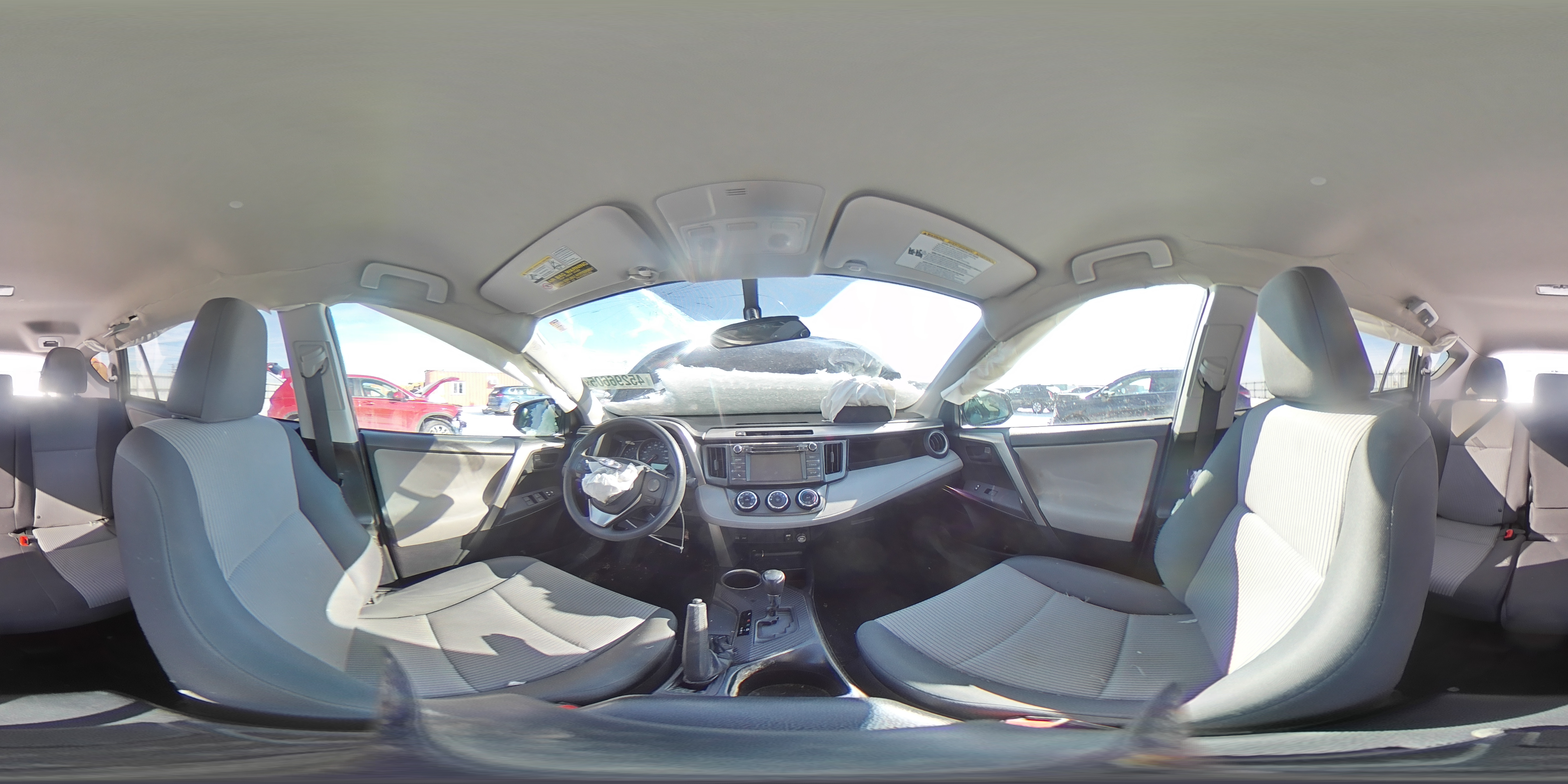 2015 Toyota RAV 4 - Image 13
