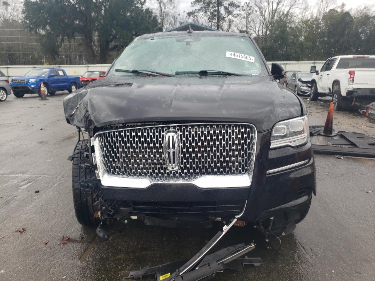 2022 Lincoln Navigator - Image 5