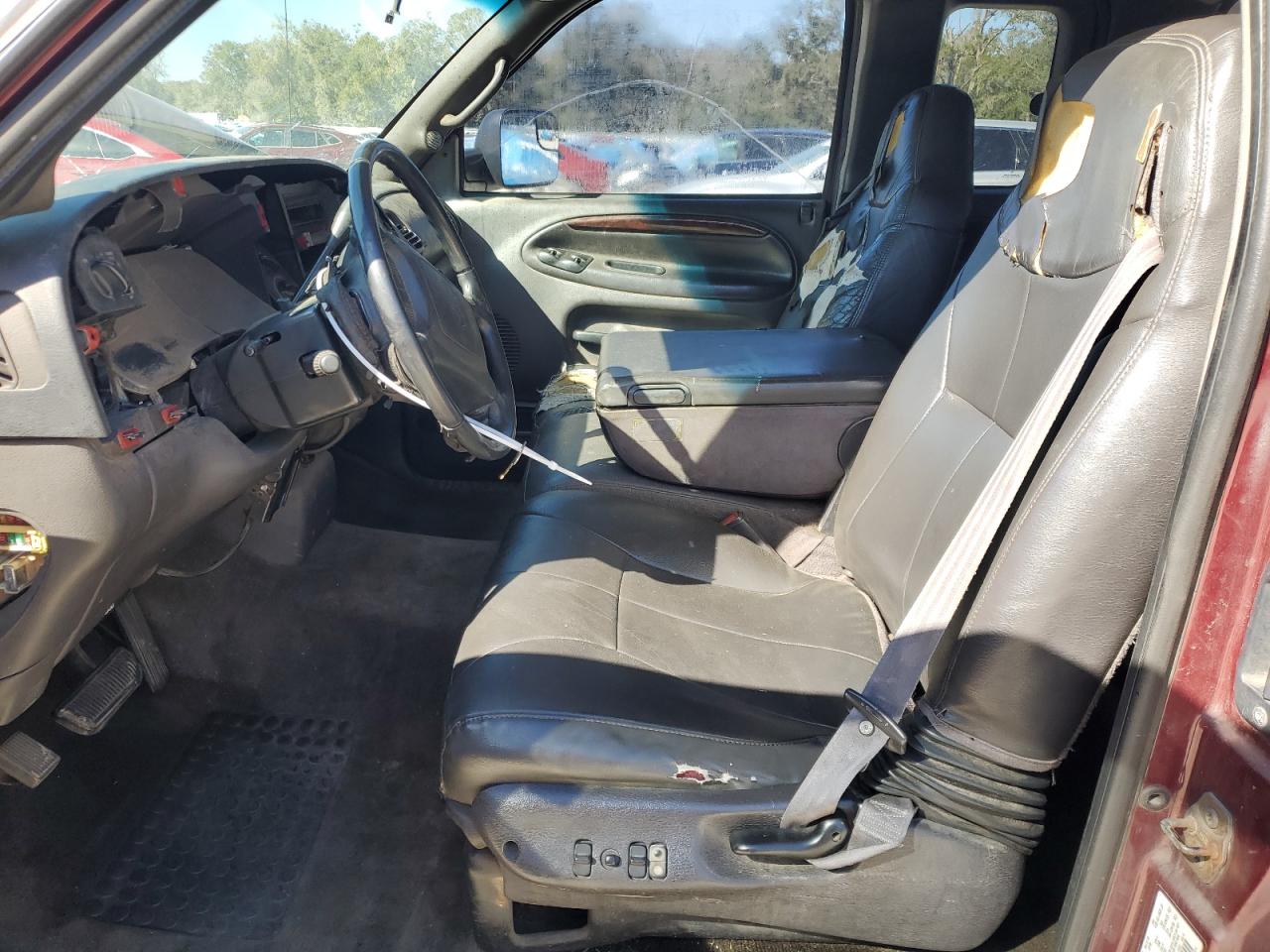 2001 Dodge RAM - Image 7
