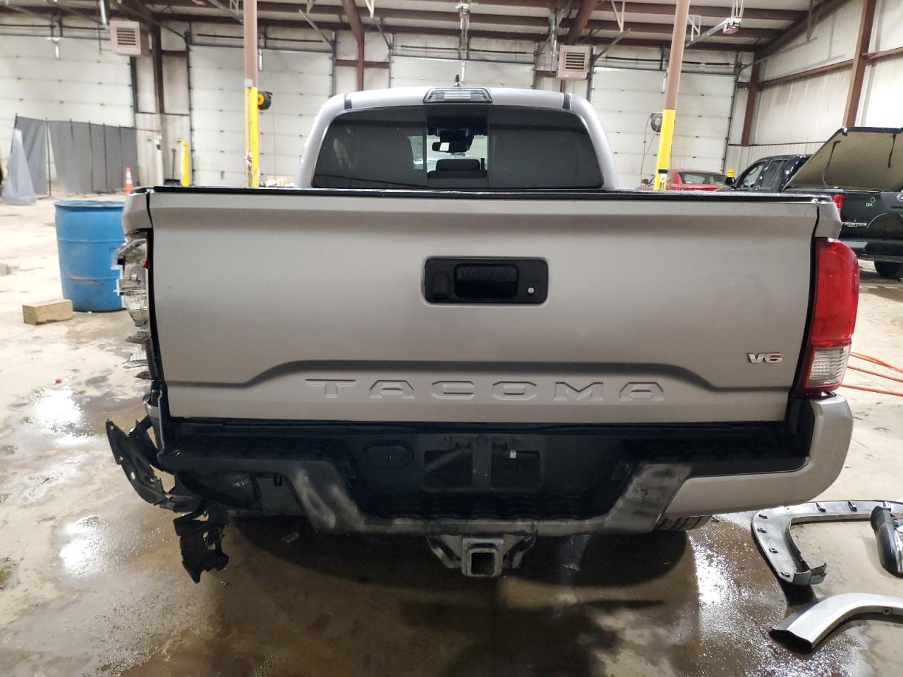 2019 Toyota Tacoma - Image 6