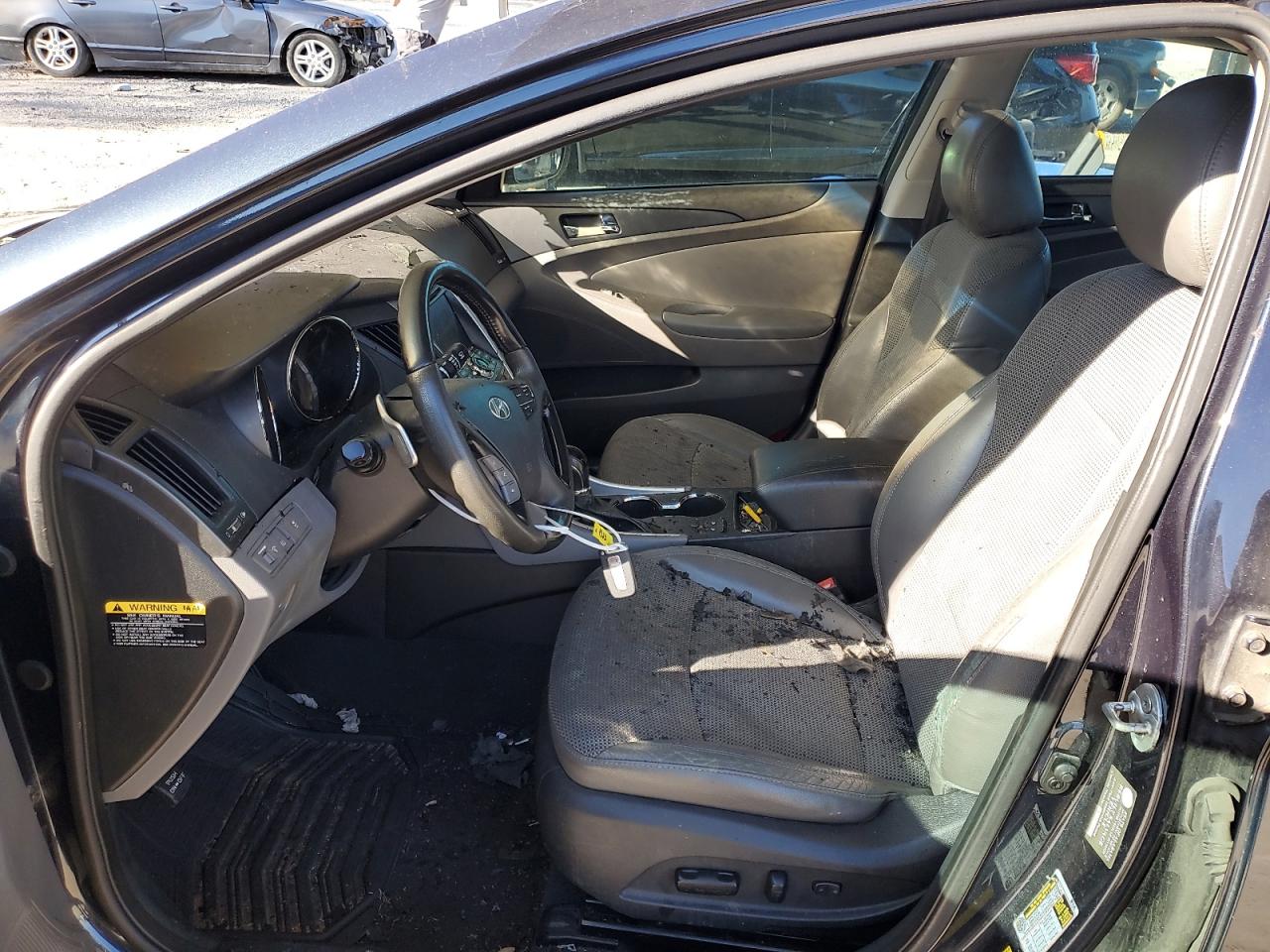 2013 Hyundai Sonata - Image 7