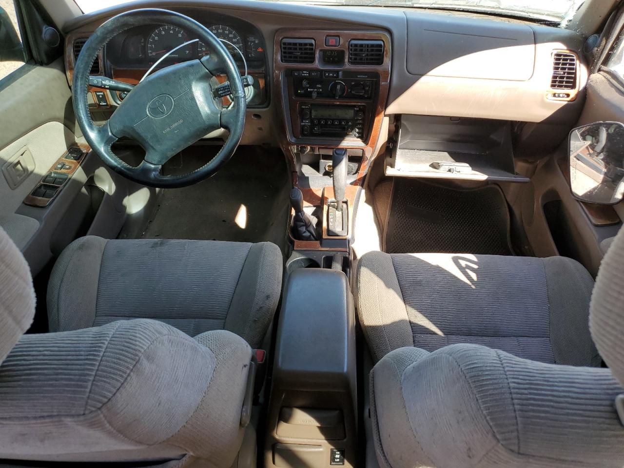 2000 Toyota 4Runner - Image 8