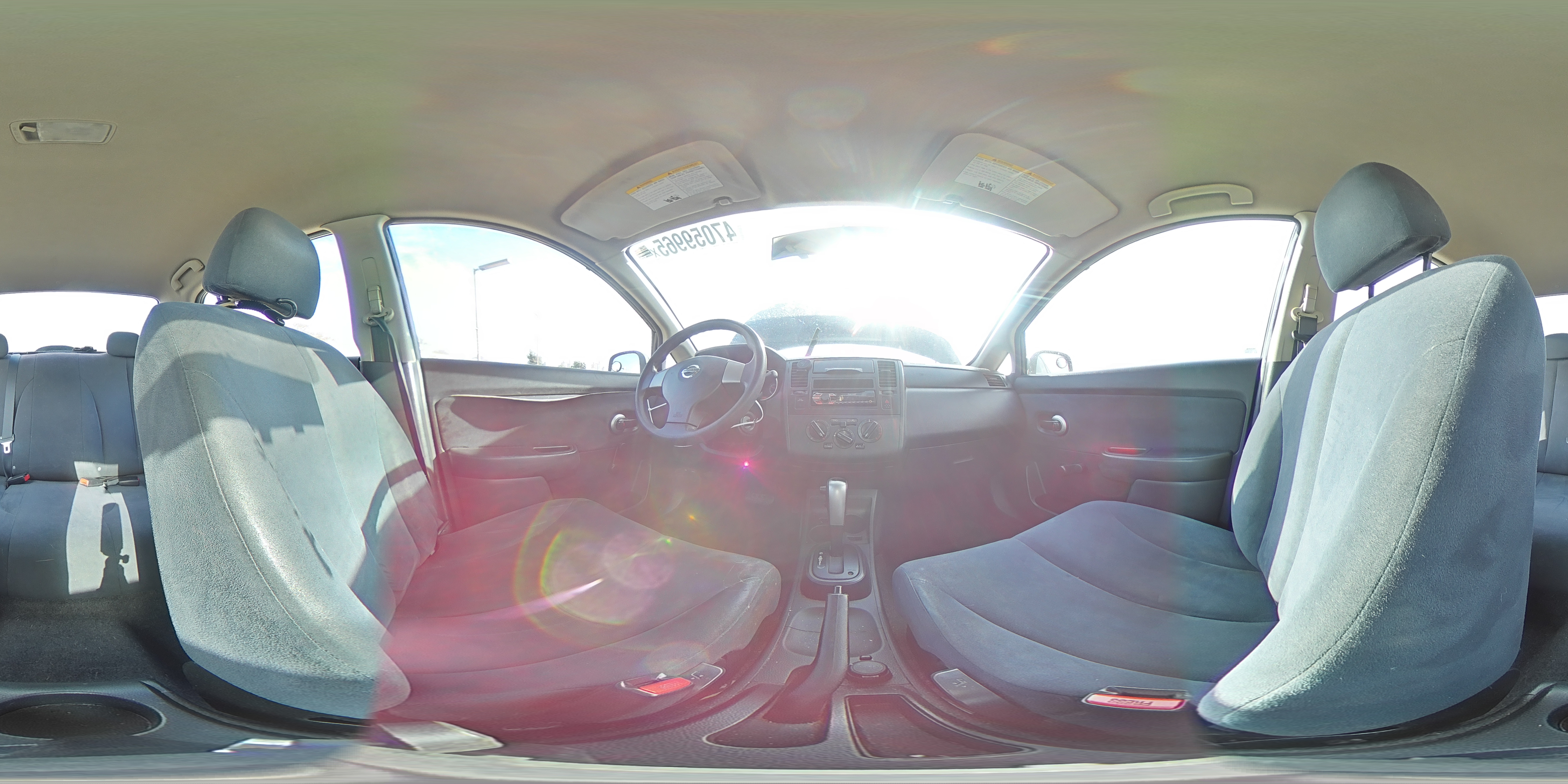 2010 Nissan Versa - Image 12