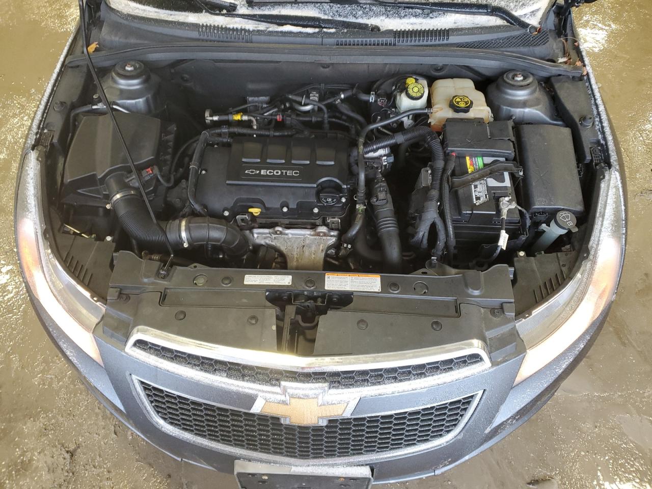 2013 Chevrolet Cruze - Image 11