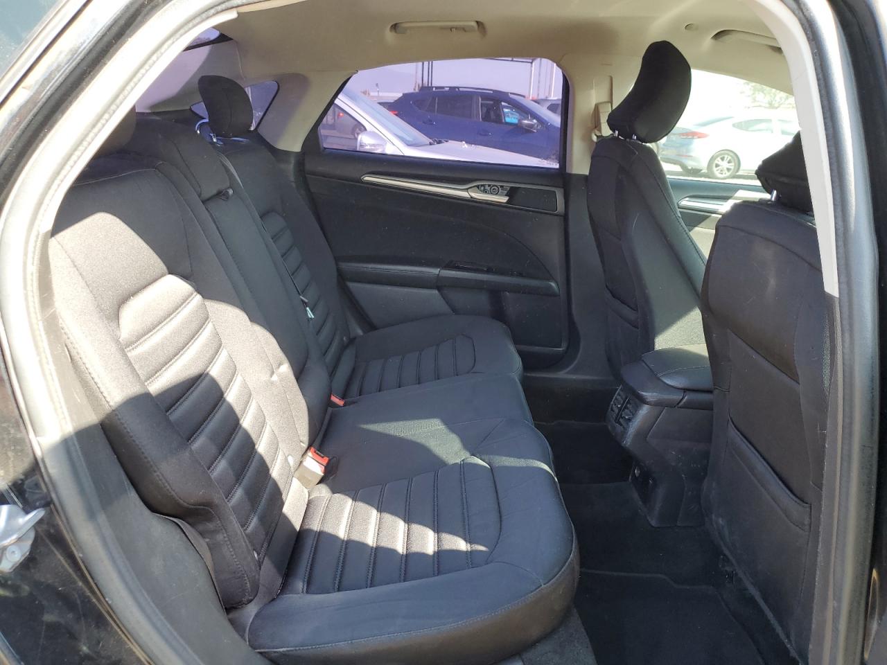 2016 Ford Fusion - Image 10