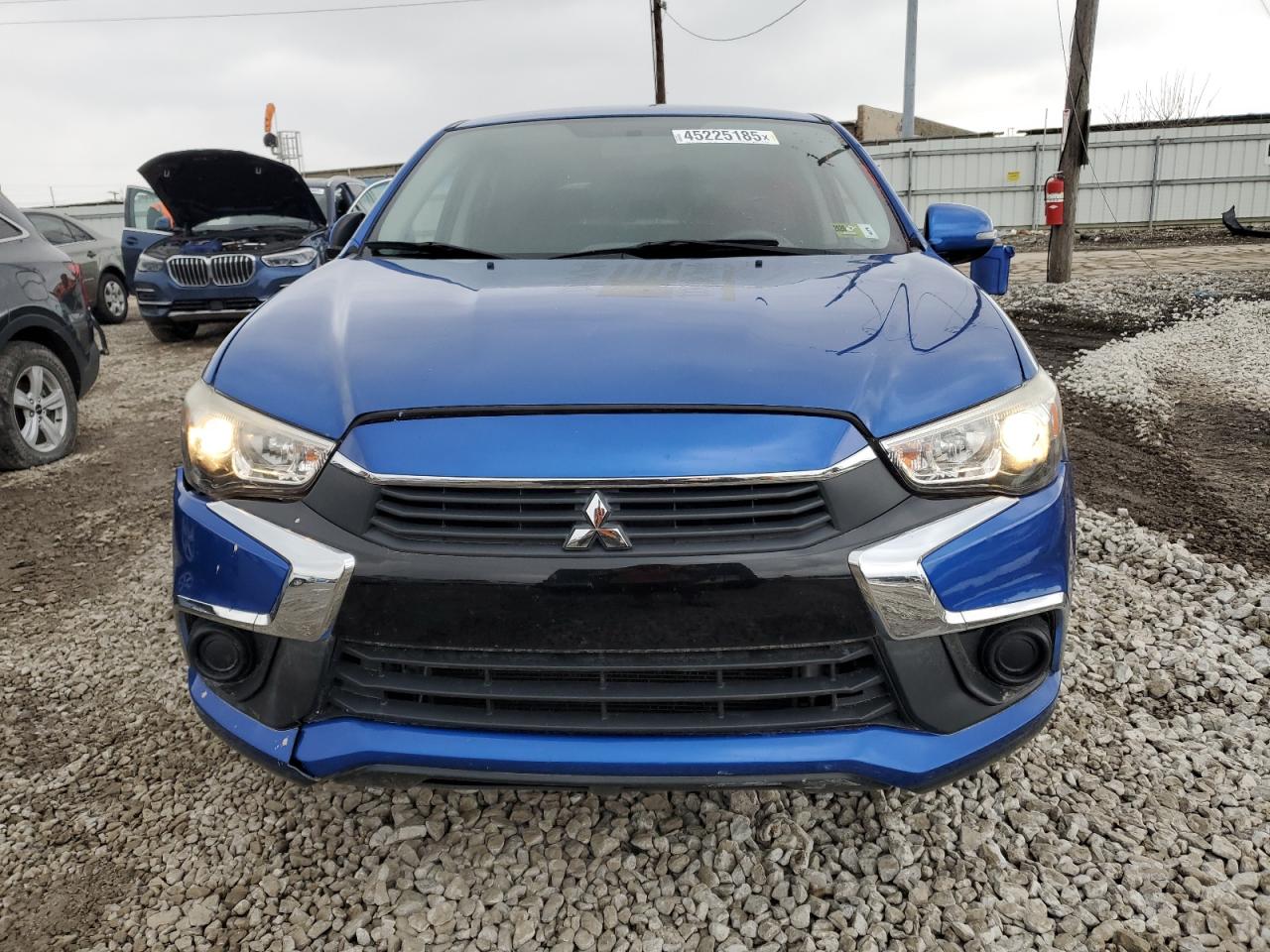 2016 Mitsubishi Outlander - Image 5