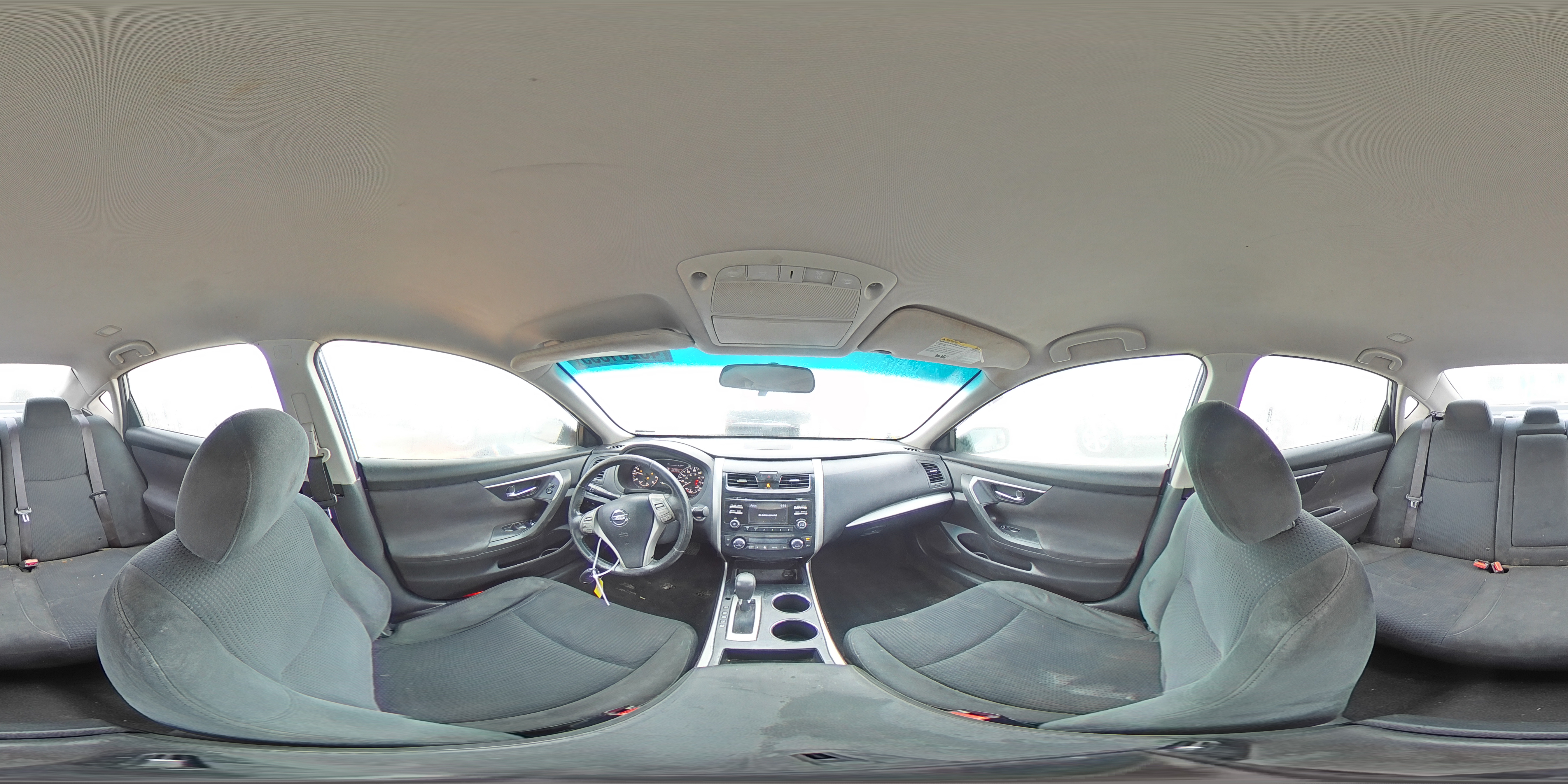 2015 Nissan Altima - Image 14
