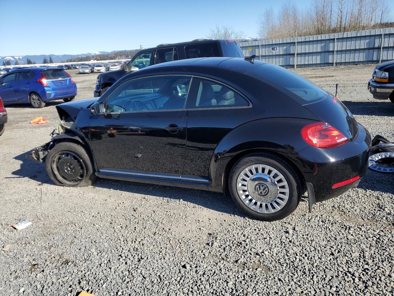 2013 Volkswagen Beetle - Image 2